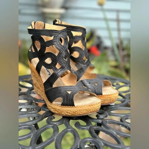 Francesco Morichetti Shoes - Francesco Morichetti — Black Leather Cut-out Wedge​